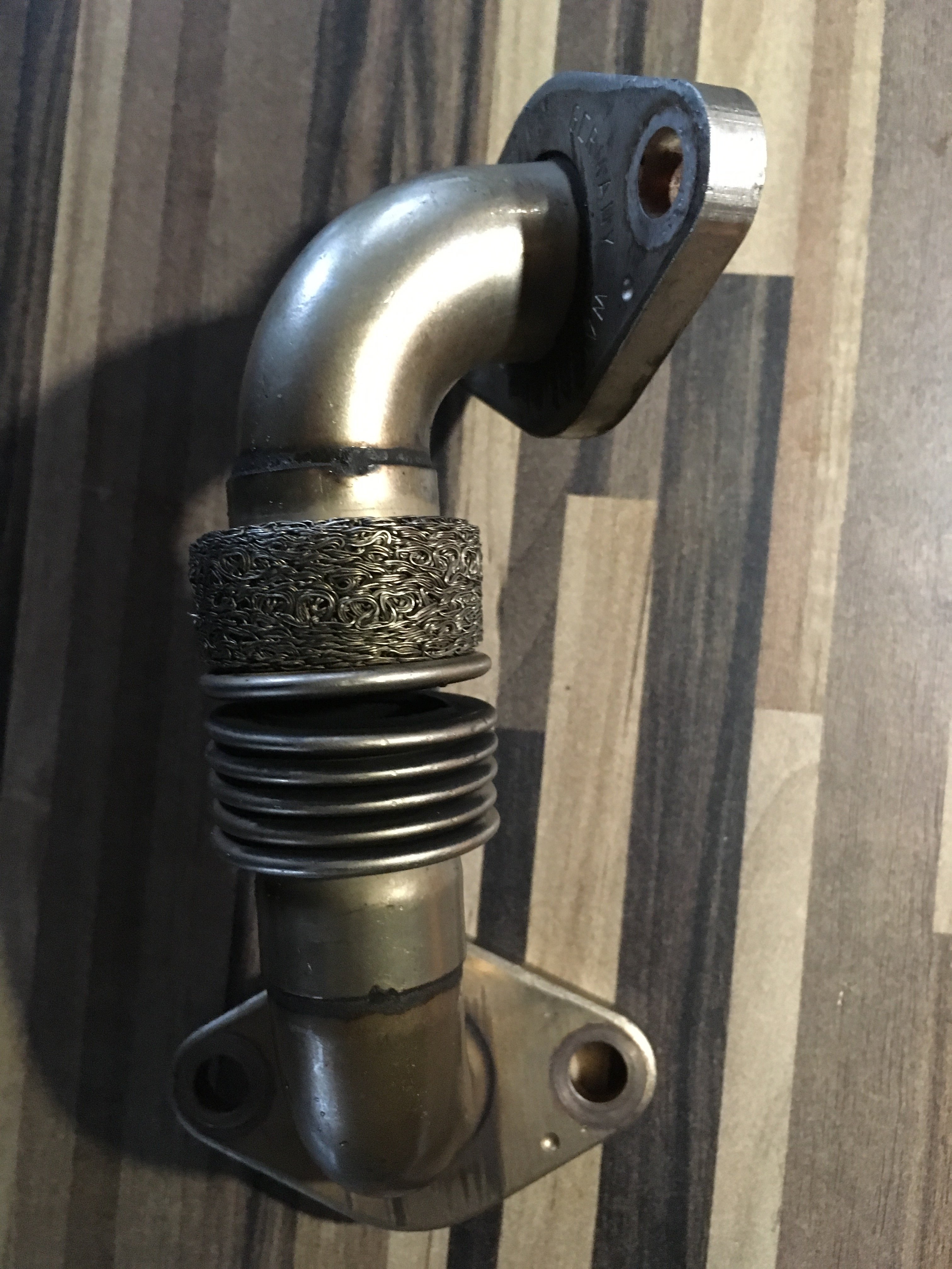 Exhaust gas smell Handy Topics & Guides BRISKODA