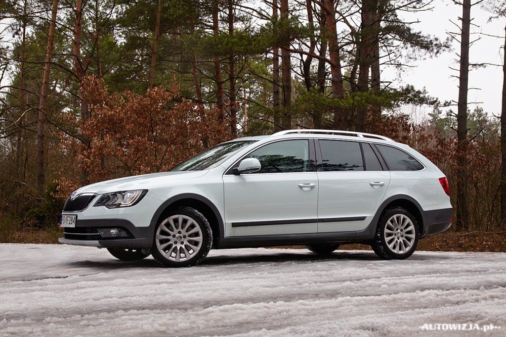 Skoda-Superb-2.0TDI-Outdoor-2015-2.thumb.jpg.bbfaa9f3a39c111ddf54fd145b0ec088.jpg