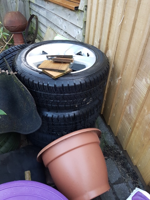 16" Alloys with Winter Tyres - Octavia Mk2 5x112