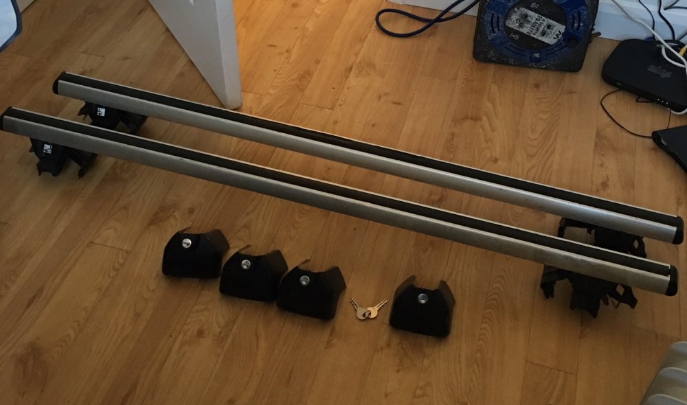 Roof Bars.jpg