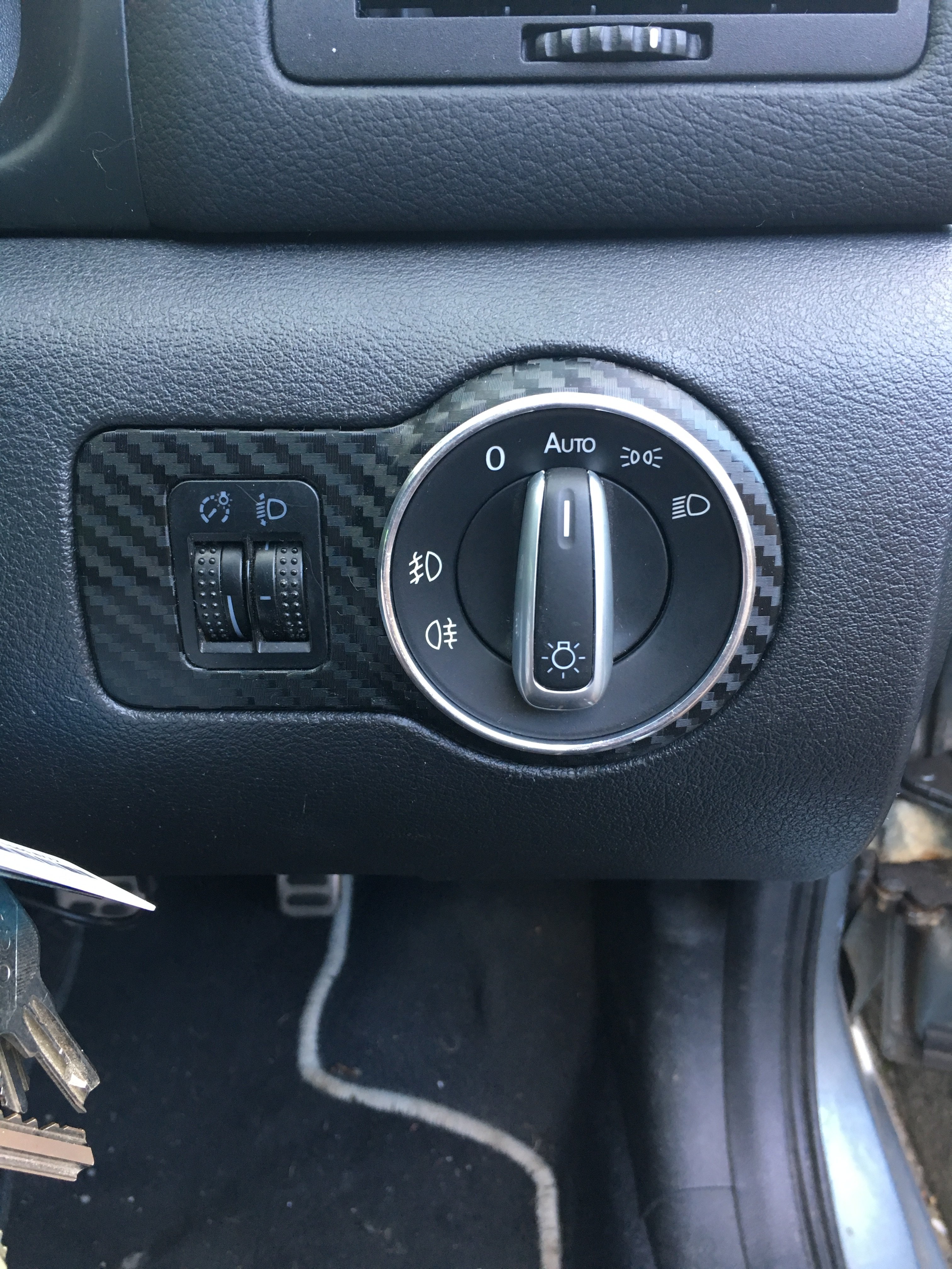 Auto headlight switch Skoda Octavia Mk I (19962004) BRISKODA