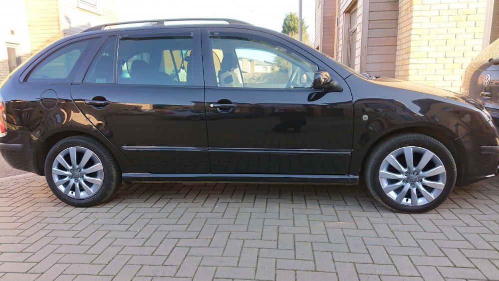 Audi A1.jpg