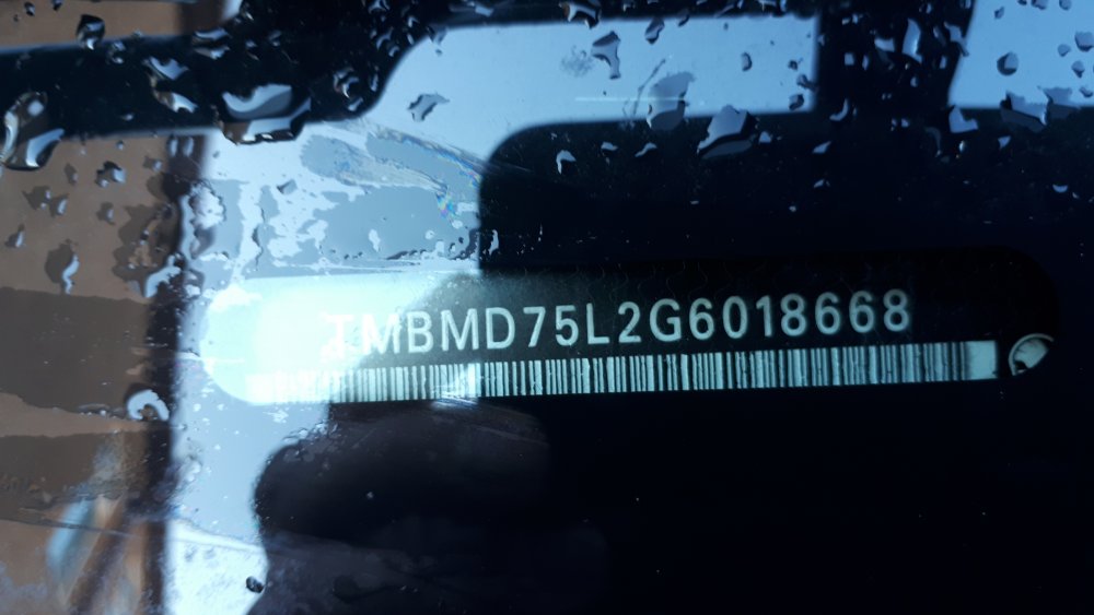 5aa19e742d89e_YETIVIN.thumb.jpg.e7418774d9d0b1418ebdb2c06fc1da7b.jpg