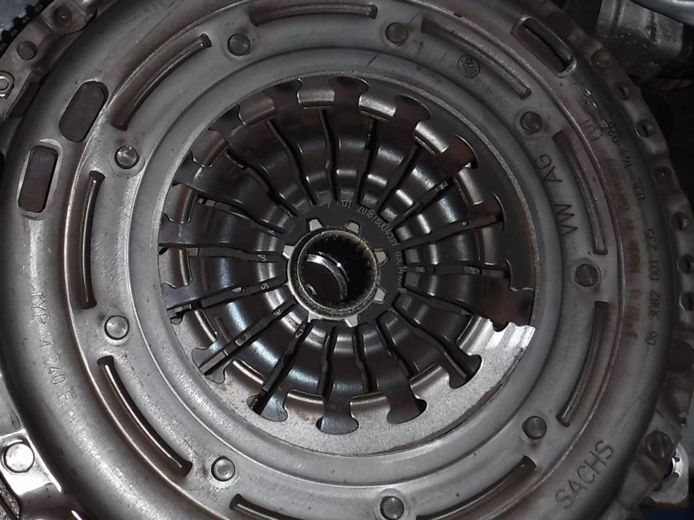 Broken Pressure Plate 1.jpg