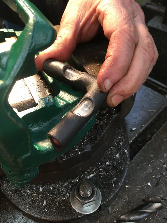 Vrs carrier levelling up for drilling.JPG