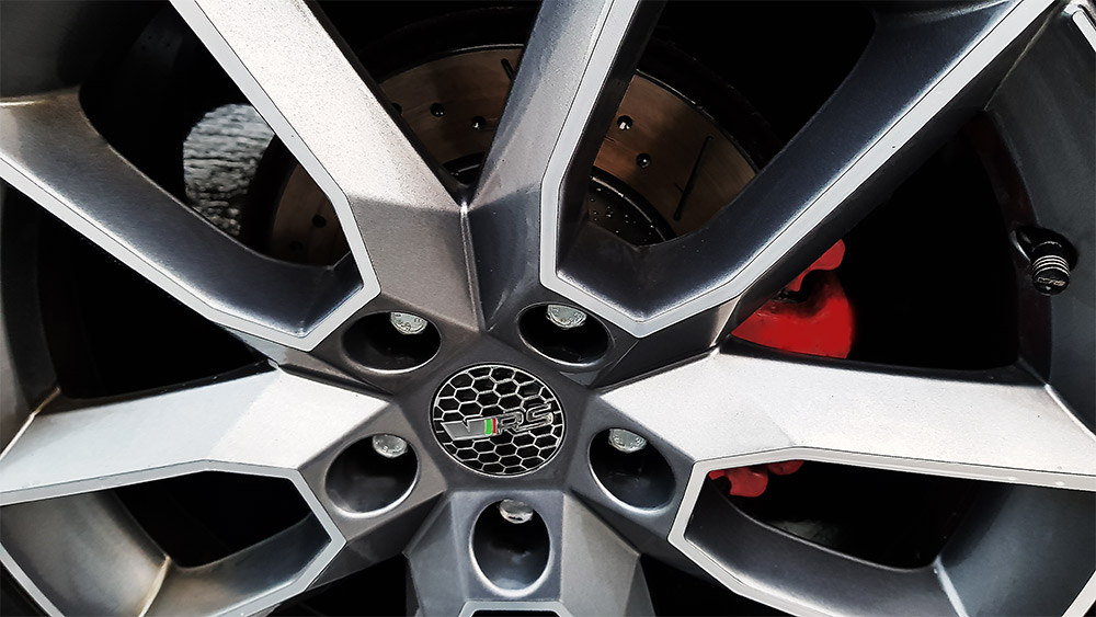 rear_alloy.jpg.5acb7c686e6675f584e92f9fabba1fe6.jpg