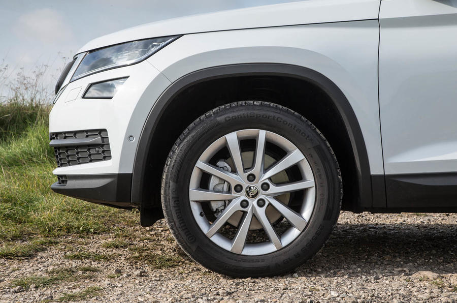 skoda-kodiaq-squared-wheel-arch.jpg.446ae973c93eb89239f2ecbc1e055b04.jpg