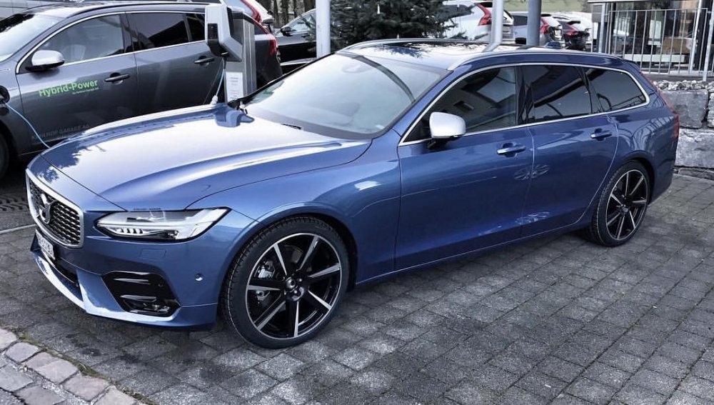 volvo-v90-rdesign-heico-volution.thumb.jpg.6bd9a4923677c0899e043d97875d71b5.jpg