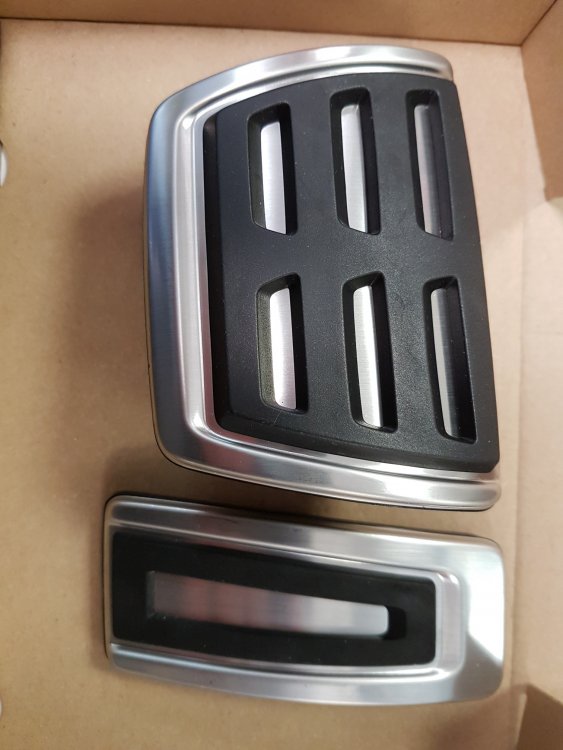 DSG Stainless Steel pedal covers Skoda Karoq BRISKODA