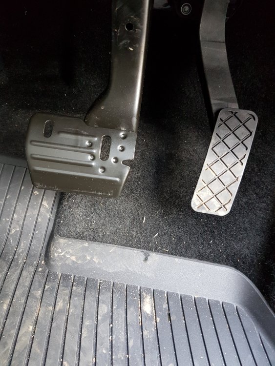 DSG Stainless Steel pedal covers Skoda Karoq BRISKODA