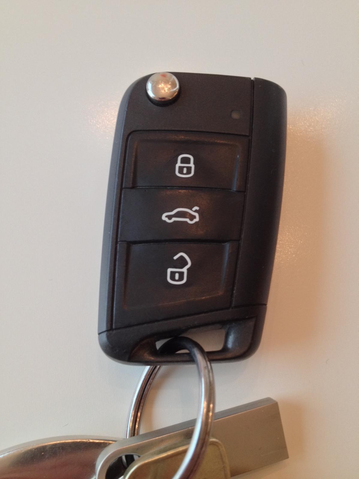 mkIII Key fob case replacement? - Skoda Octavia Mk III (2013 - 2020 ...