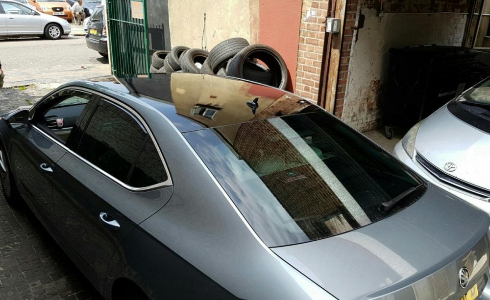 5ae565fe84617_glossblack04.thumb.jpg.c6322afe3383976e0f2f4c86fee3699d.jpg