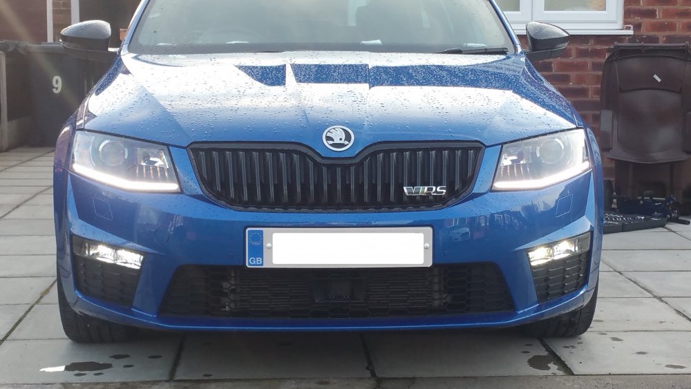 car6.thumb.jpg.91a935abb2701d8a8912ea244ac8b3ba.jpg