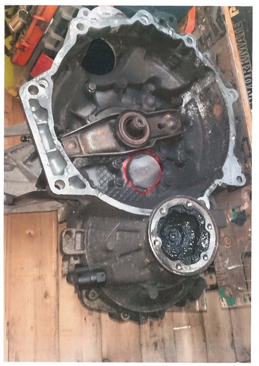 Gearbox damage.jpg
