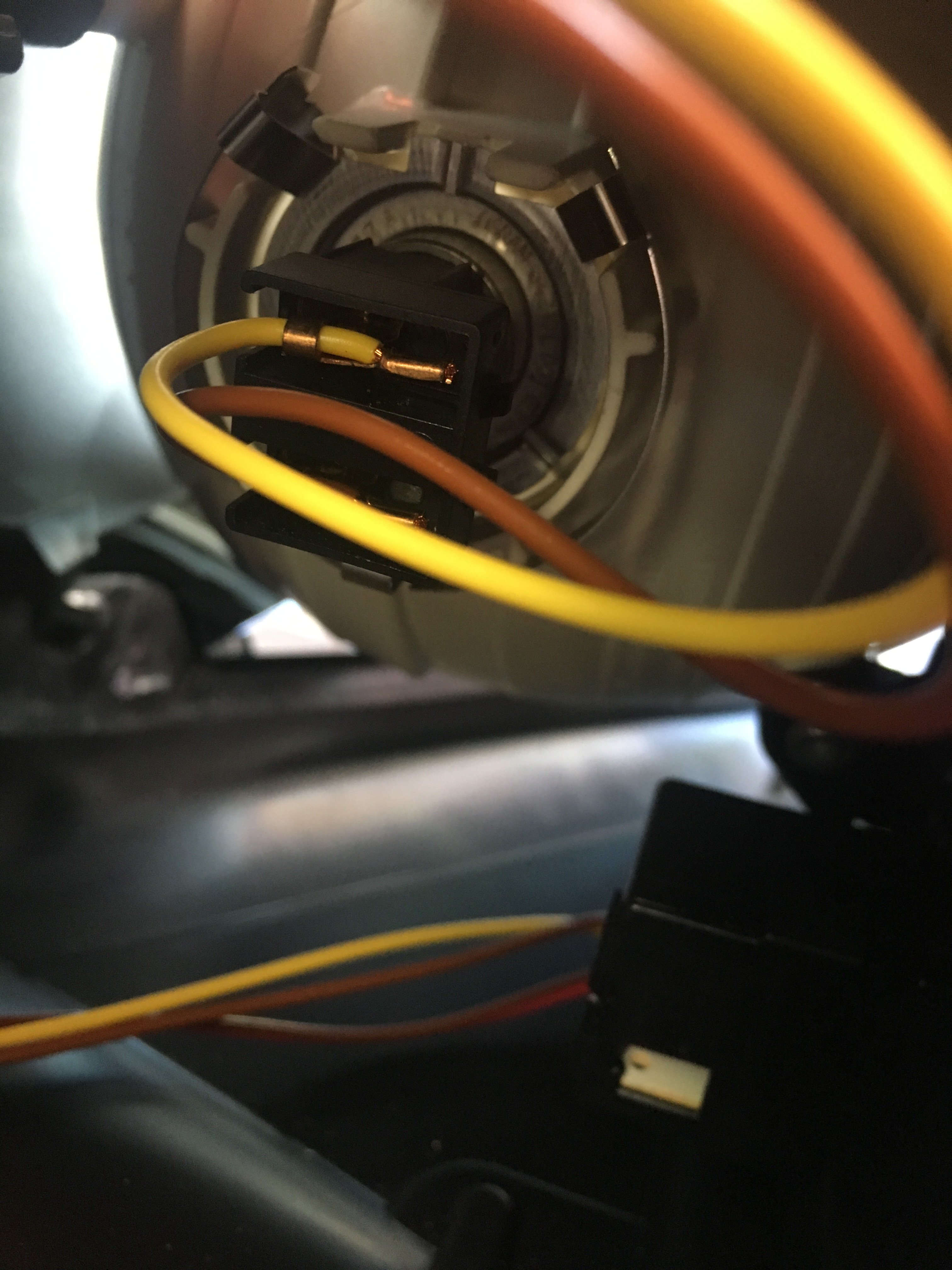 Skoda octavia 2014 discount headlight bulb