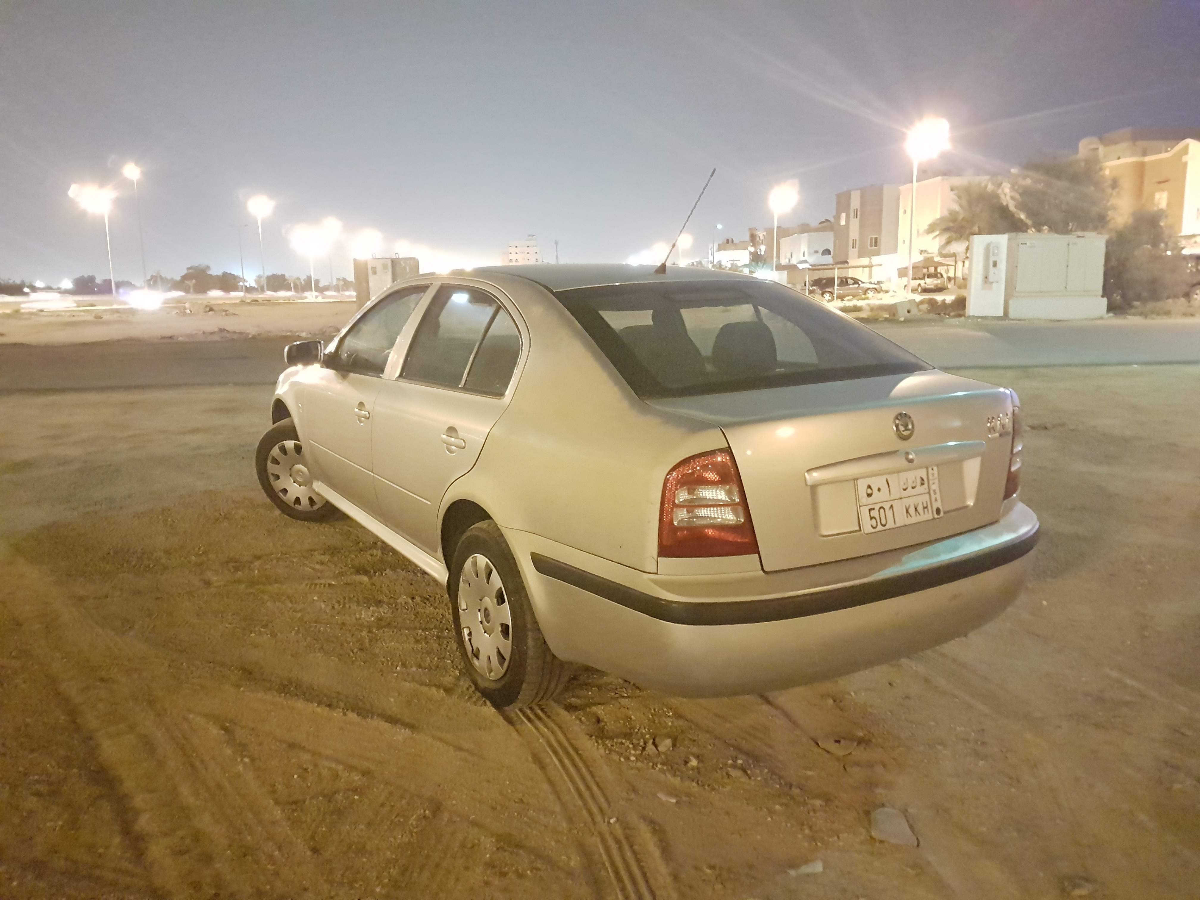need help i know nothing bout' my car