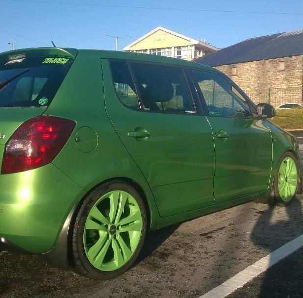 5b23e562e0ca4_greenmonster.jpg.767da87d5caab63d94bacd0200f1c830.jpg