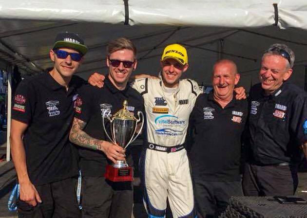 BTCC10.jpg.46add9b4173a38ad31e1481c8eec6b13.jpg