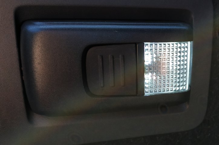 bt.jpg.0bcf6e2d40996c26dcc24340c0f5e280.jpg