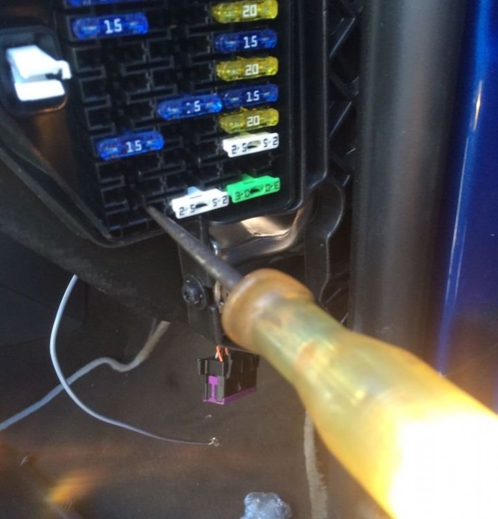 27-r45pi2fhr.jpg