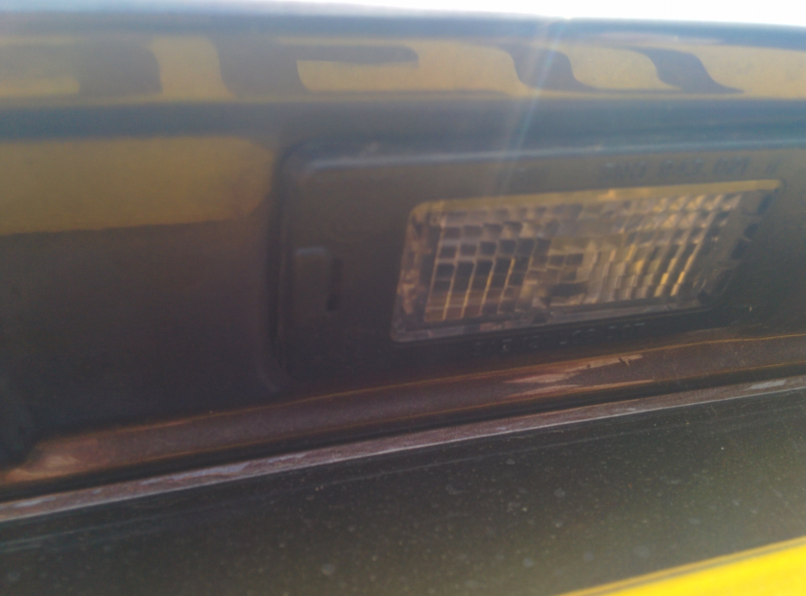 skoda fabia number plate bulb