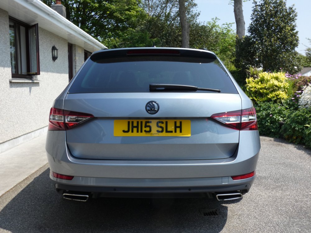 22 May 2018 New Black Badges fitted (3).JPG
