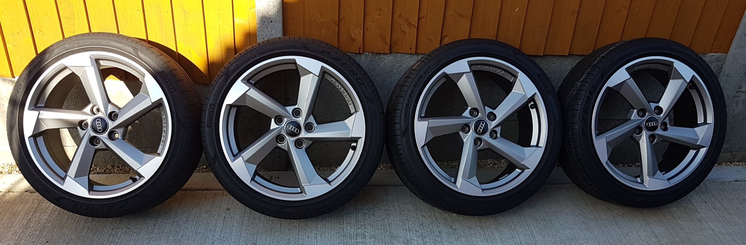 Genuine Quattro wheels with tyres