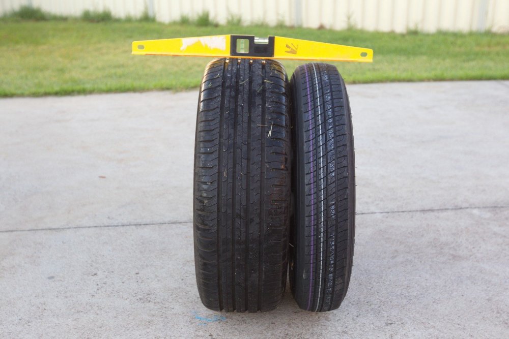 693986715_sparetyredifference.thumb.jpg.66a97ec027a2fa2dbb2d94c4c2e205e0.jpg