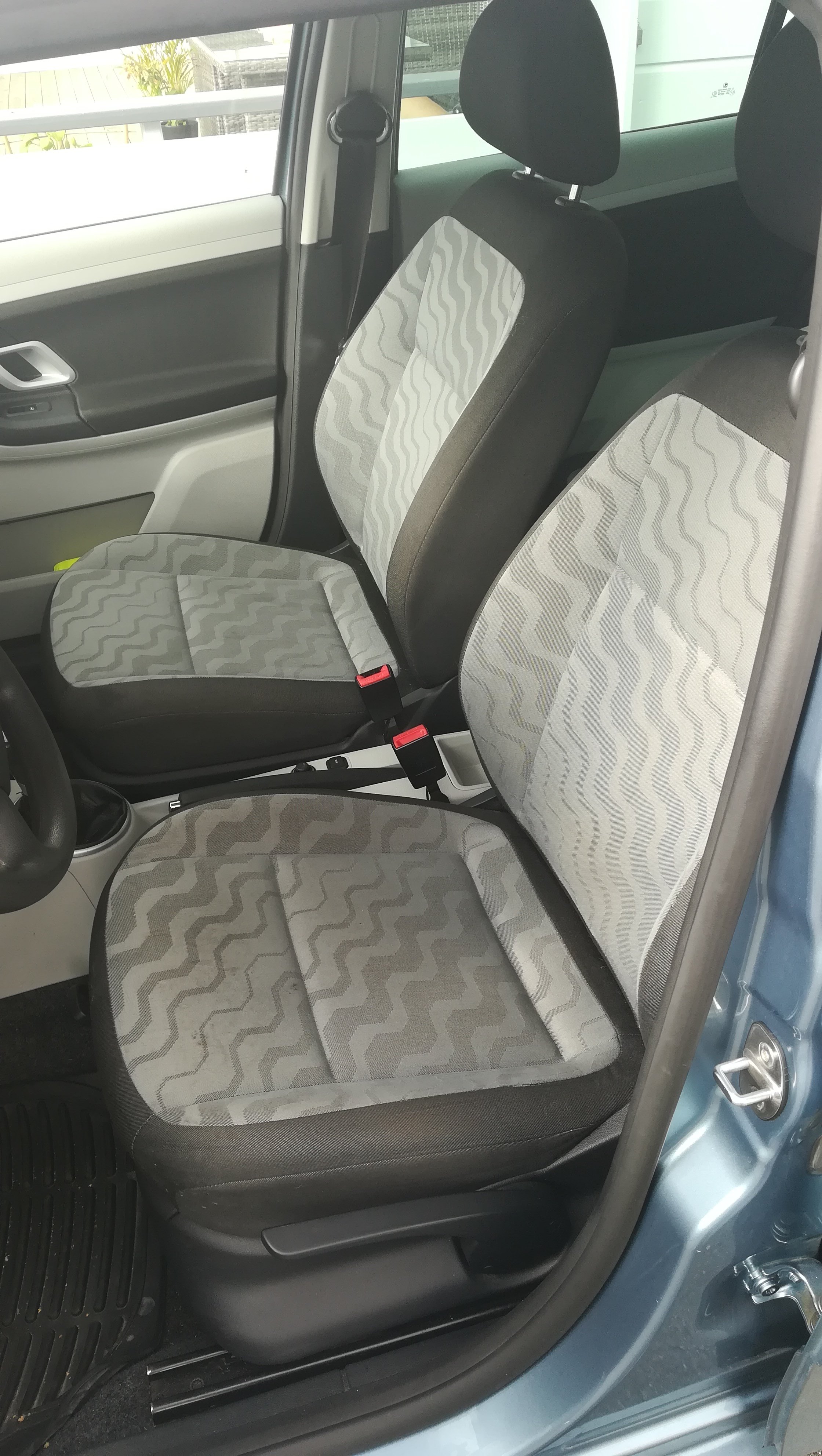 Anyone tried to fit Golf mk5 seats in a Skoda Fabia mk2?