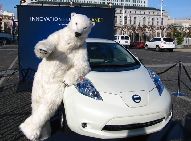 Polar_Bear_Nissan_LEAF.jpg.a57c8a068051dc5c9f63dcd5f995827c.jpg