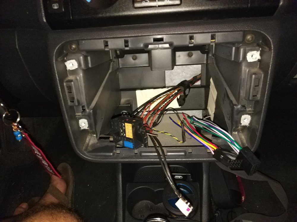 Fabia Mk2 Radio connector diagram - Skoda Fabia Mk2 (2007-2014) - BRISKODA