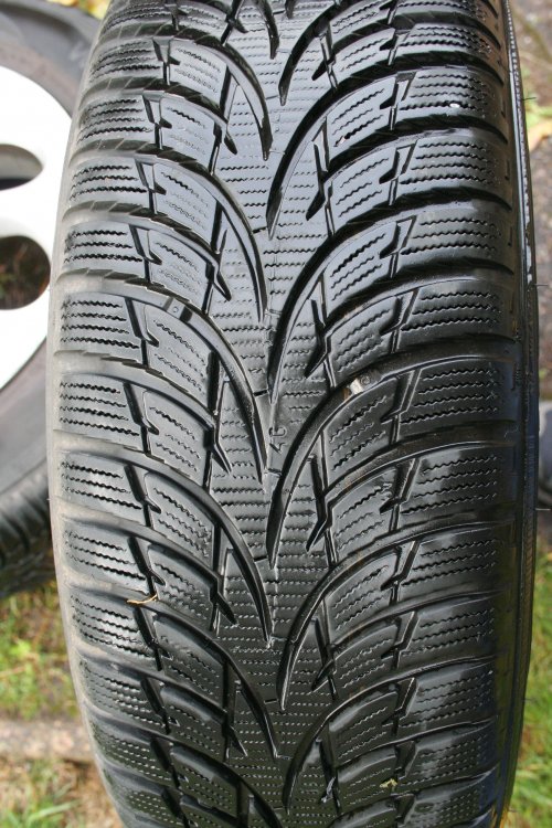 Wheel 3 tread.JPG