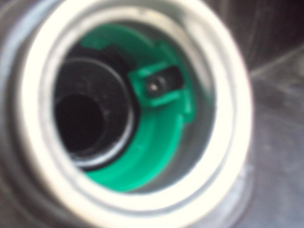 fuel gauge stuck on full (not needle indicator) Skoda Fabia Mk II