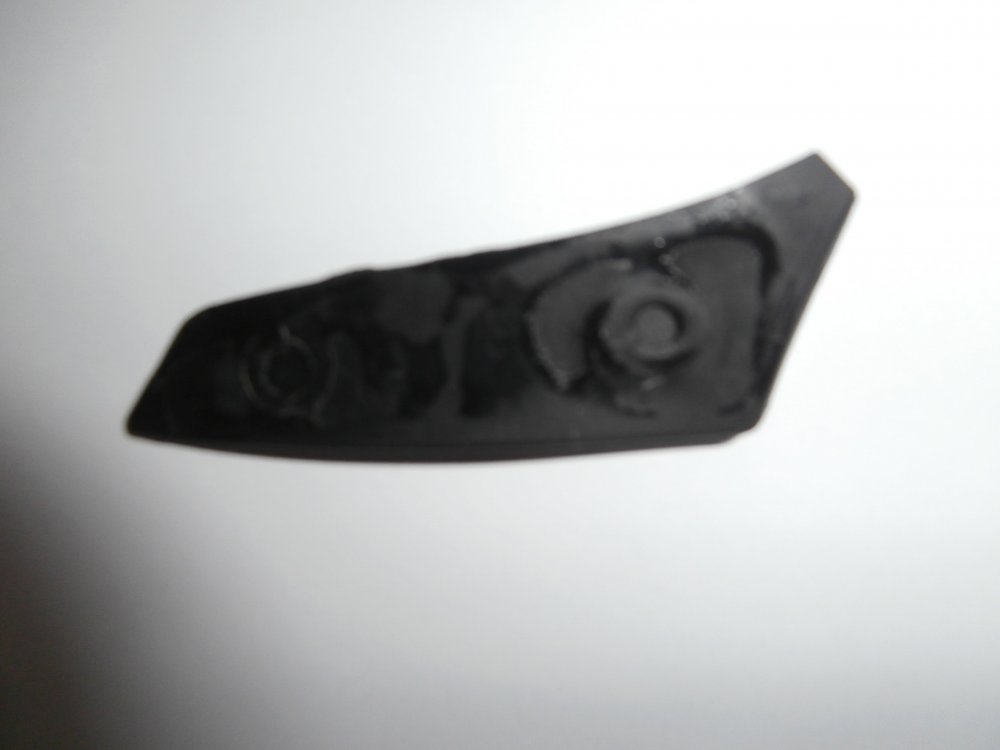 Skoda Side 1.JPG