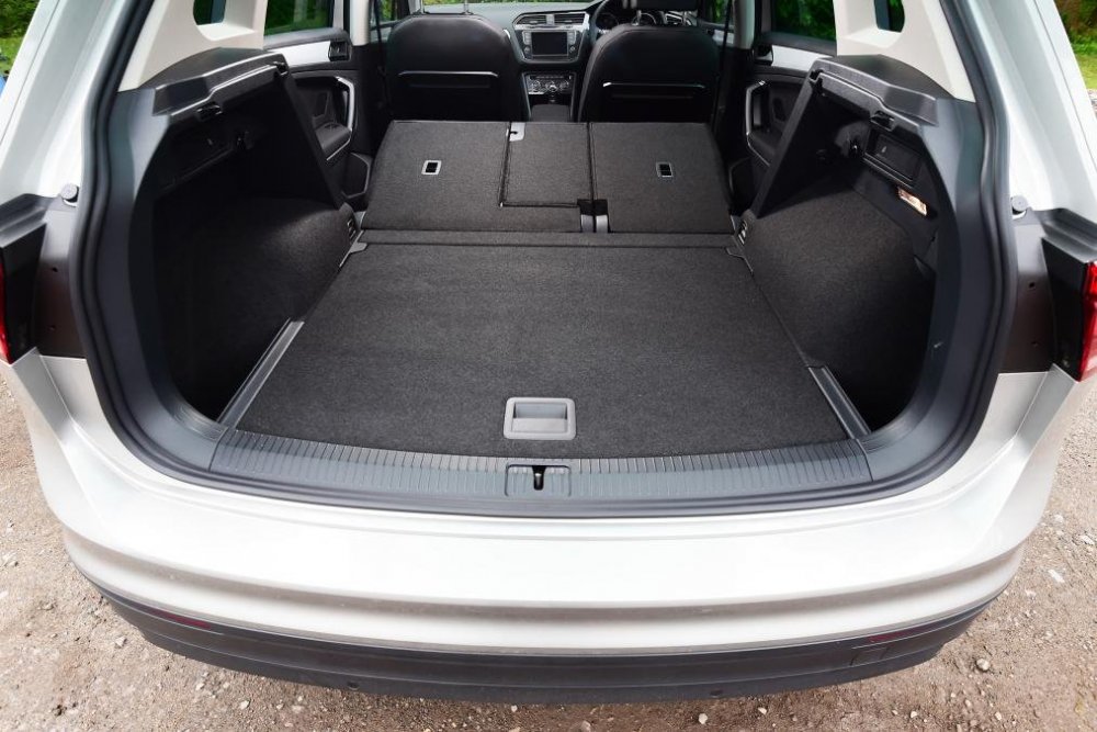 tiguan-32.thumb.jpg.3771ce18b6d1f35459801bd7ea6bc556.jpg