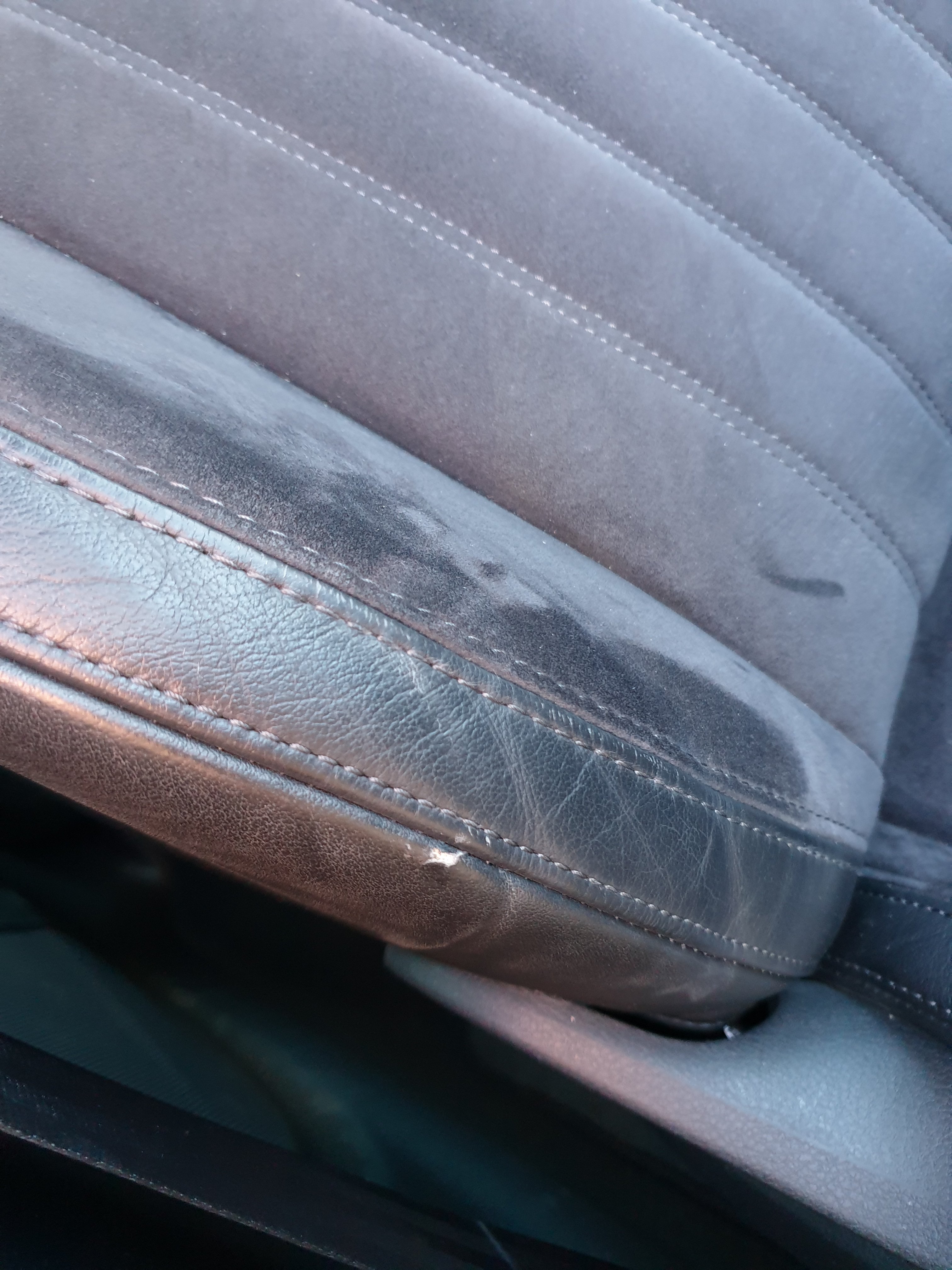 Fixing small hole in leather seat