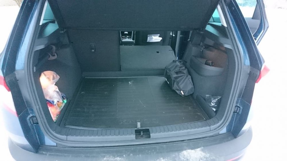 Karoq_boot_4x4.thumb.jpg.a94a48dff404e15d9514259136ef9e26.jpg