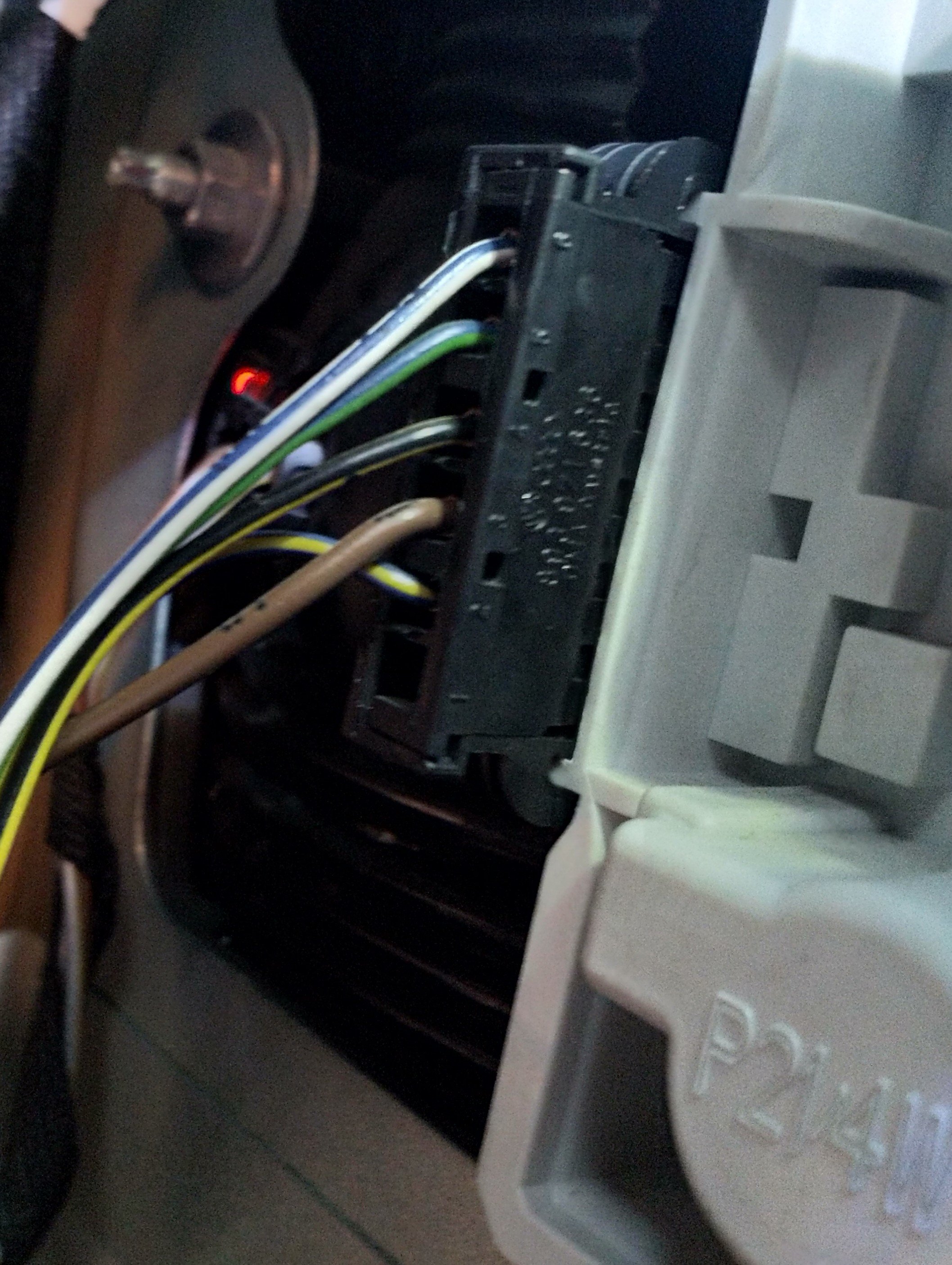 Reverse light wires Skoda Octavia Mk II (2004 2013) BRISKODA