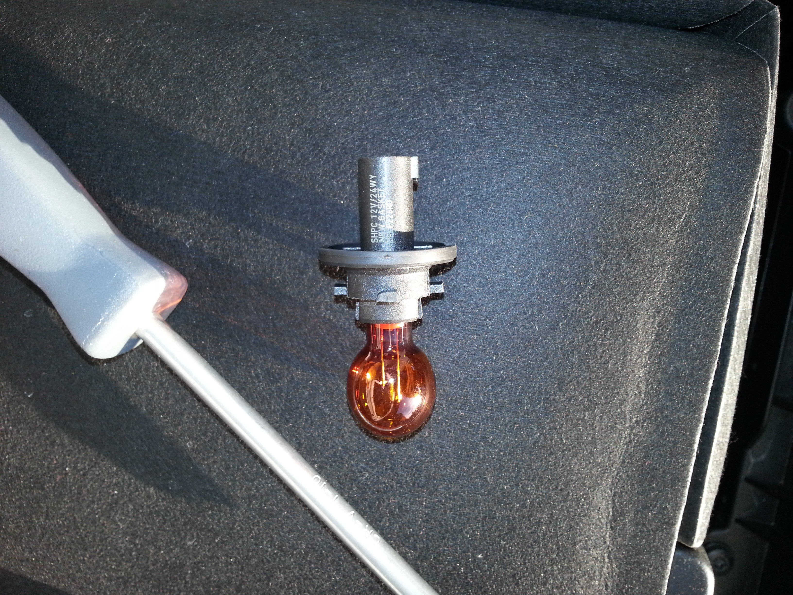 indicator bulb Skoda Superb Mk II (20082015) BRISKODA