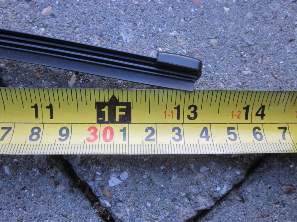 215194264_RearWiper(3).thumb.JPG.bb9e17afc205a7773b50dd4e2f812469.JPG
