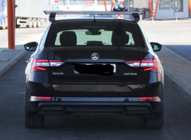 Thule.JPG.fd7e2e7aab99ce83ef4b15c1a10b7adb.JPG