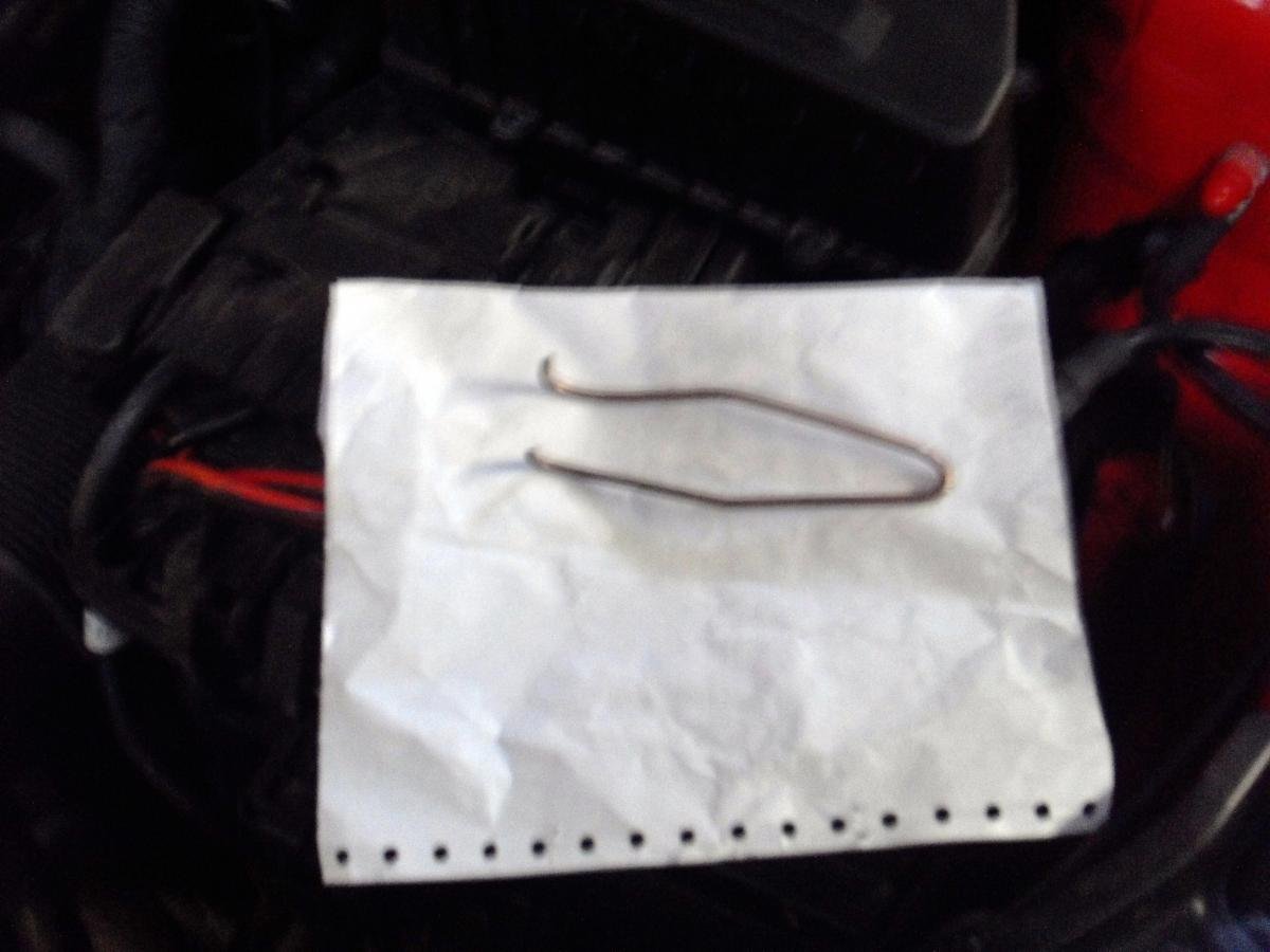 How to remove wheel bolt caps? Skoda Fabia Mk II (20072014) BRISKODA