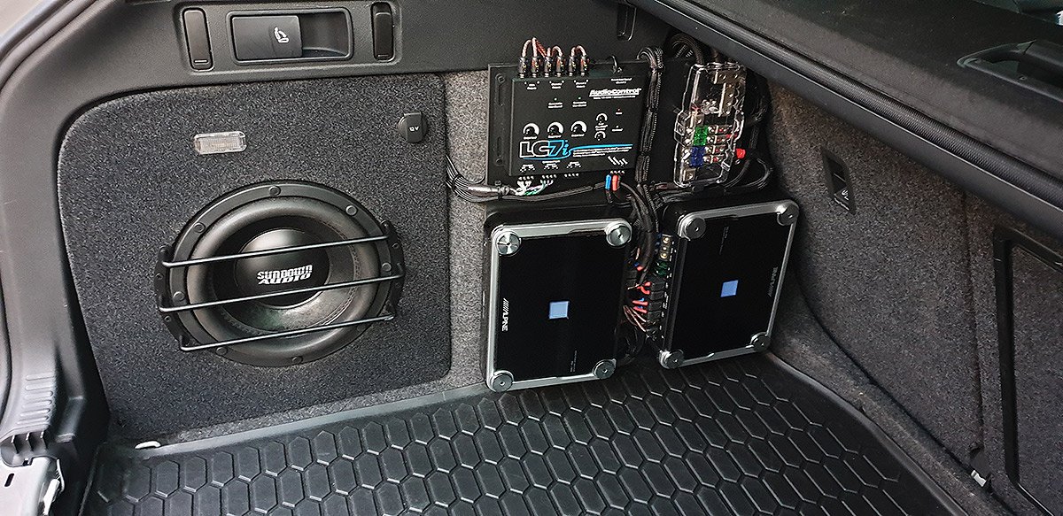 konstant utilstrækkelig Mandag Sub Woofer Install - Skoda Octavia Mk III (2013 - 2020) - BRISKODA