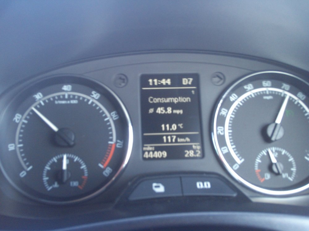 10%2c40 %2c 99 ron%2c Water Wetter Good MPG 025.JPG