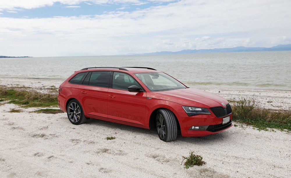 227749619_Skoda2SML.thumb.jpg.c8cfa666a35f5a0b24b89674b31a621c.jpg