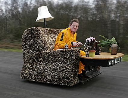 car_sofa.jpg.aa525be4c7edf368aacbfd39ac2d7526.jpg
