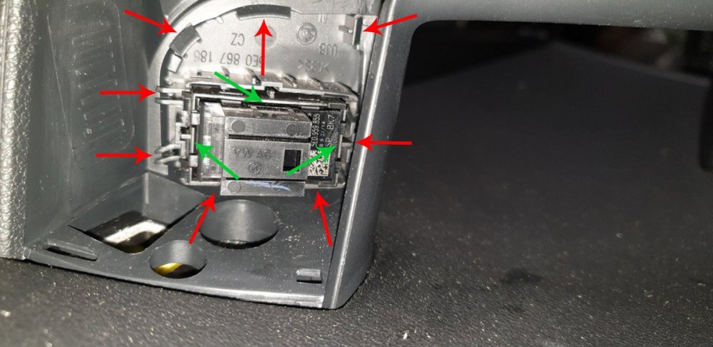 switch.thumb.jpg.3d297d203f26bb3522caa21df0193597.jpg