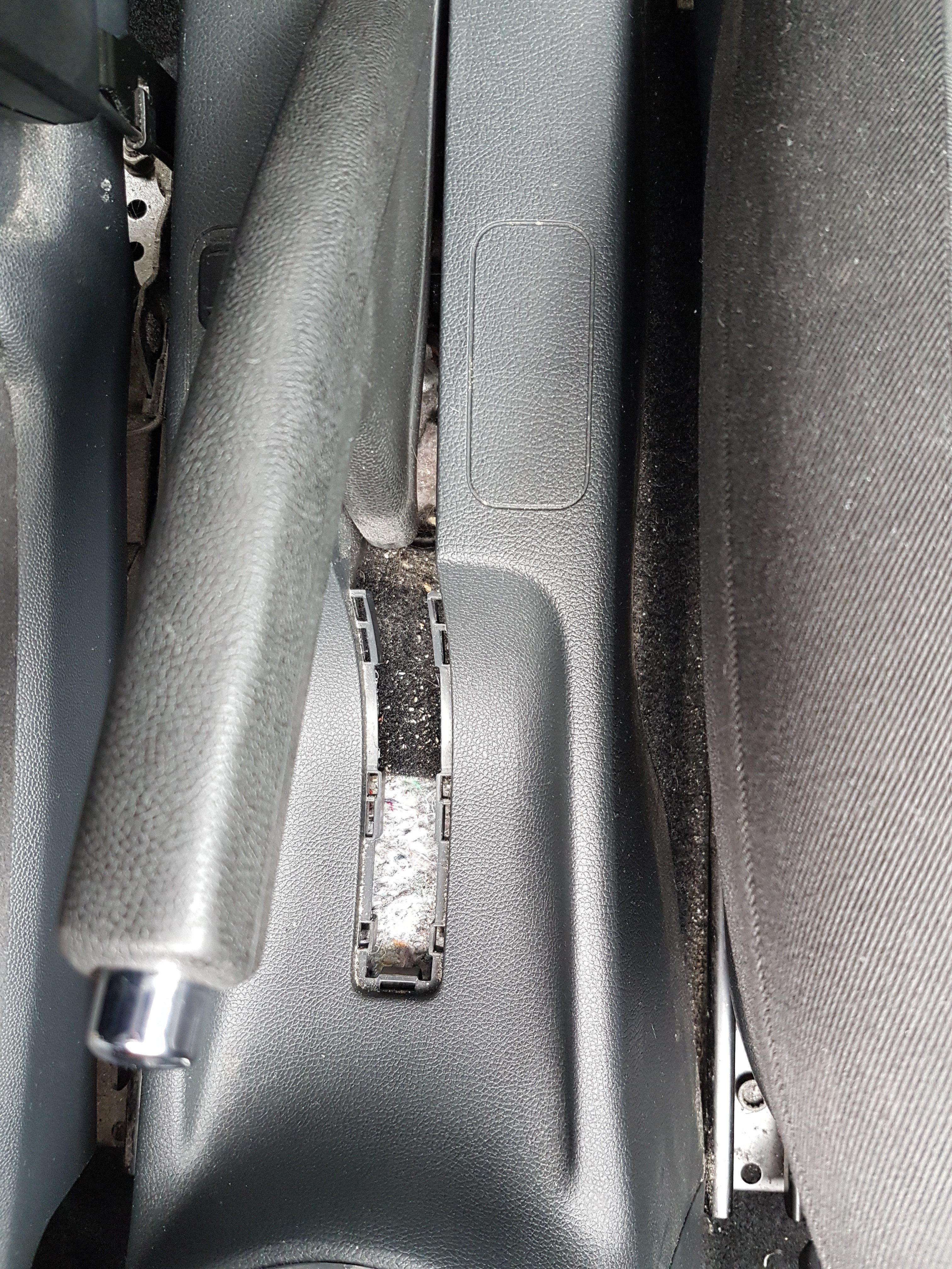 Cigarette lighter fuse blowing repeatedly when parking lever is