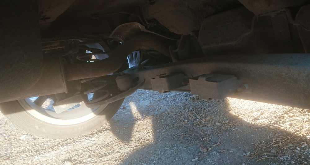 Rear dampers.png