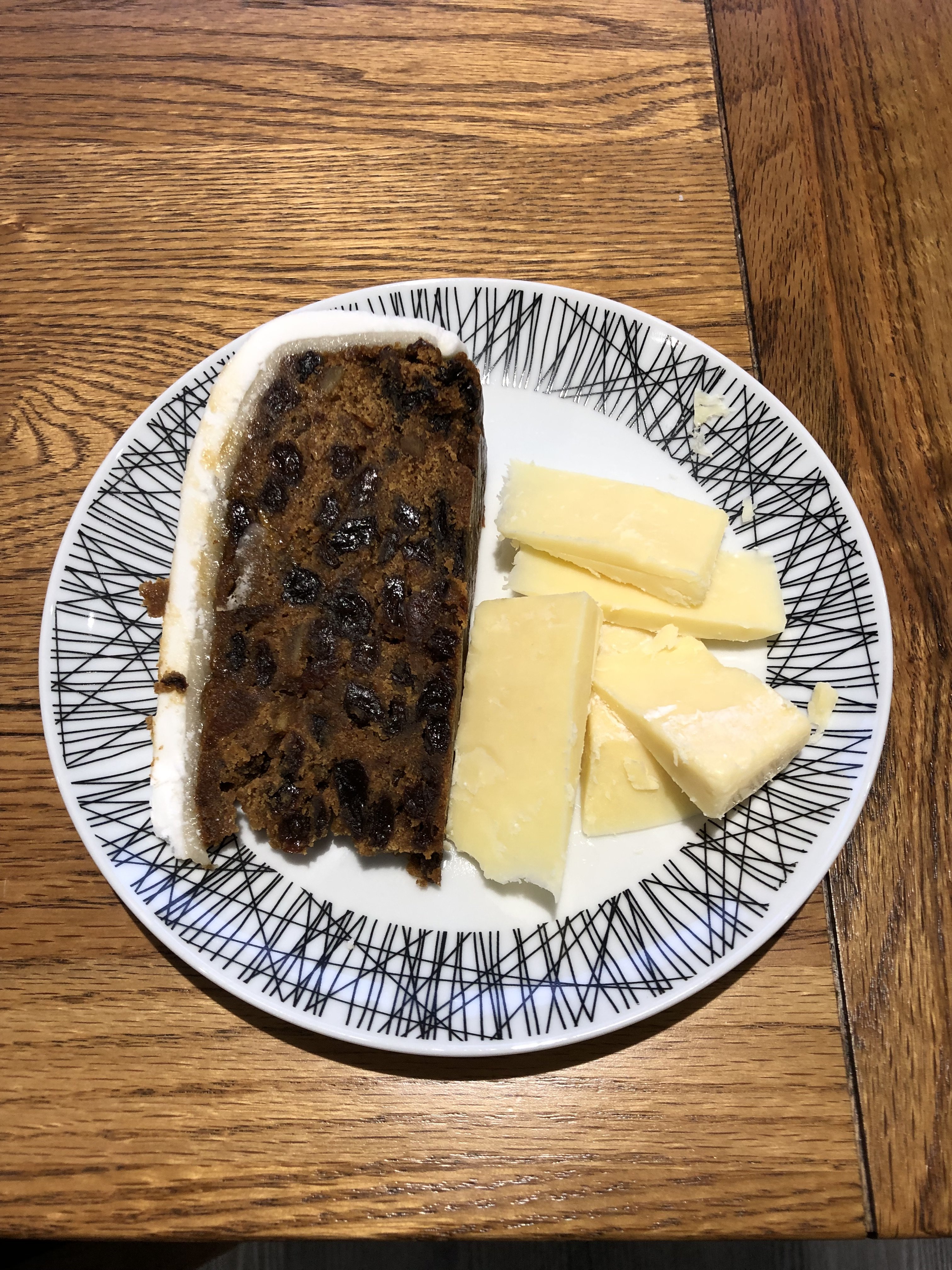 The Christmas cake and cheese&hellip;&hellip;&hellip;&hellip;&hellip;&hellip;. - Off Topic Chat